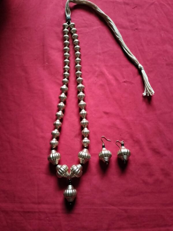 Goldeb Beads Wale Necklace
